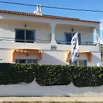 Casa agradável com piscina partilhada